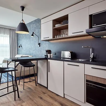 By Marriott Apartahotel