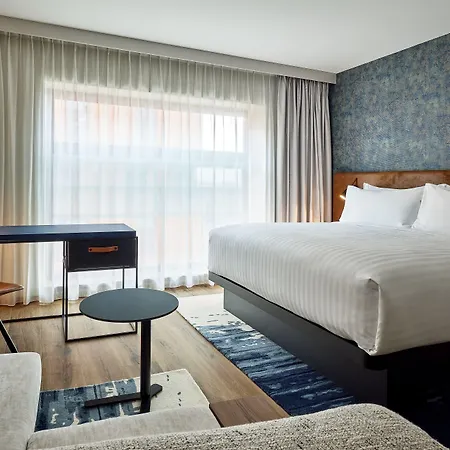 By Marriott 4*
