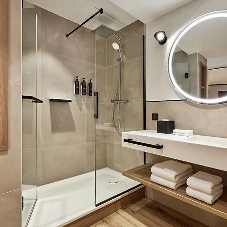 By Marriott Aparthotel 4*