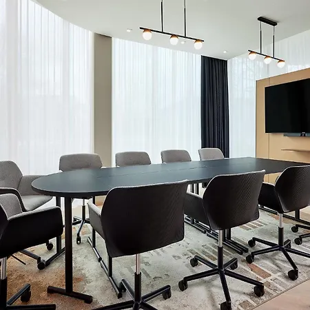 By Marriott Aparthotel