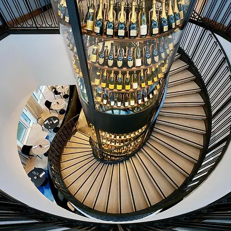 Aparthotel By Marriott
