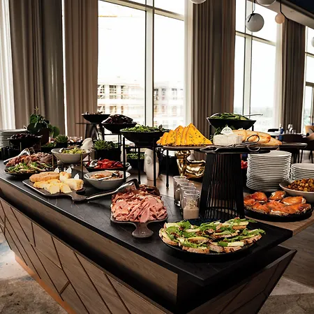 Aparthotel By Marriott Strasburgo