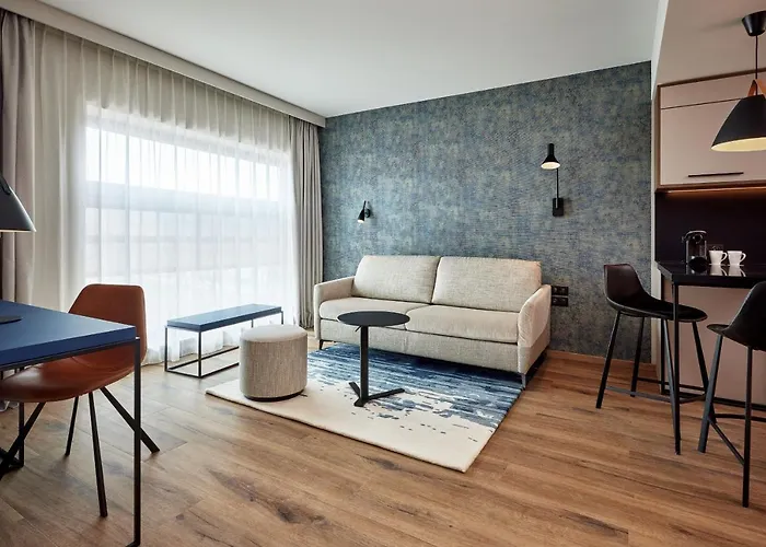 By Marriott Aparthotel Straatsburg