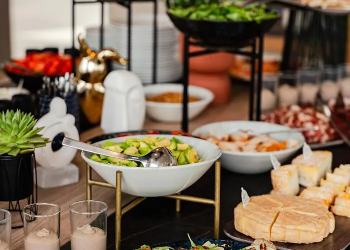 By Marriott Aparthotel 4*