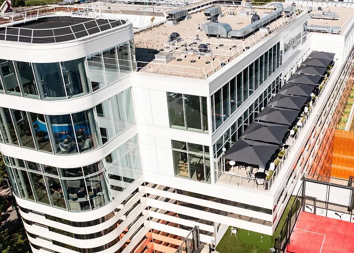 By Marriott Aparthotel Strasbourg