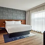 Hotel apartamentowy By Marriott 4*