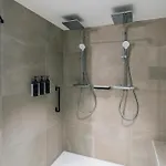 Ξενοδοχείο με διαμερίσματα By Marriott
